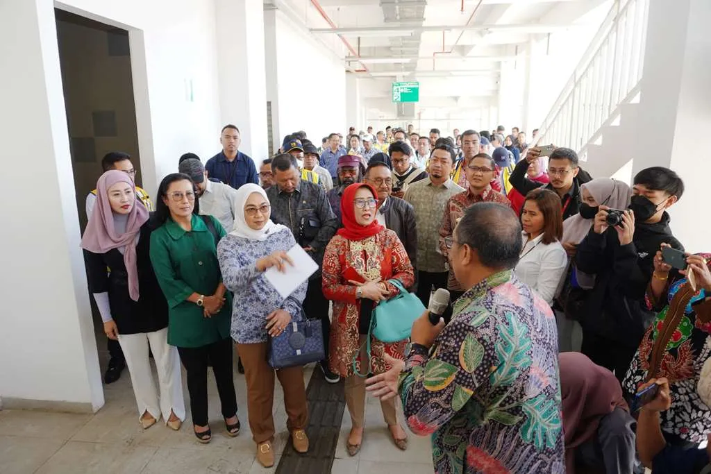 Komisi V DPR RI dan Ditjen Kementrian PUPR Tinjau Pasar Induk Kota Batu