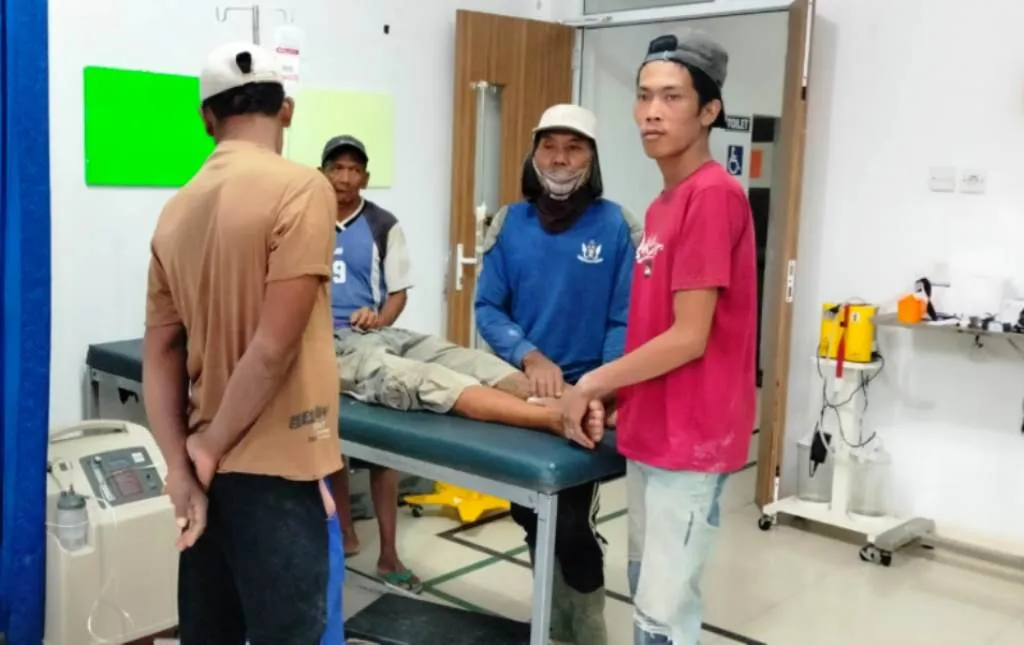Kurang Fokus, Pekerja Bangunan di Kaur Tersengat Listrik Hingga Pingsan