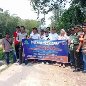 Langkah Preventif, Pemdes Kampung Muara Aman Pasang Lampu dan Bangun Pagar Langkah Preventif, Pemdes Kampung Muara Aman Pasang Lampu dan Bangun Pagar