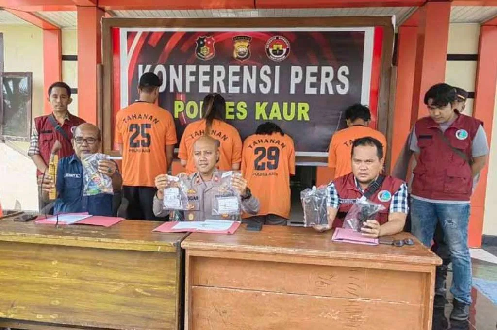 Mama Muda di Kaur Digerebek Saat Selingkuh Ternyata Pengguna Sabu