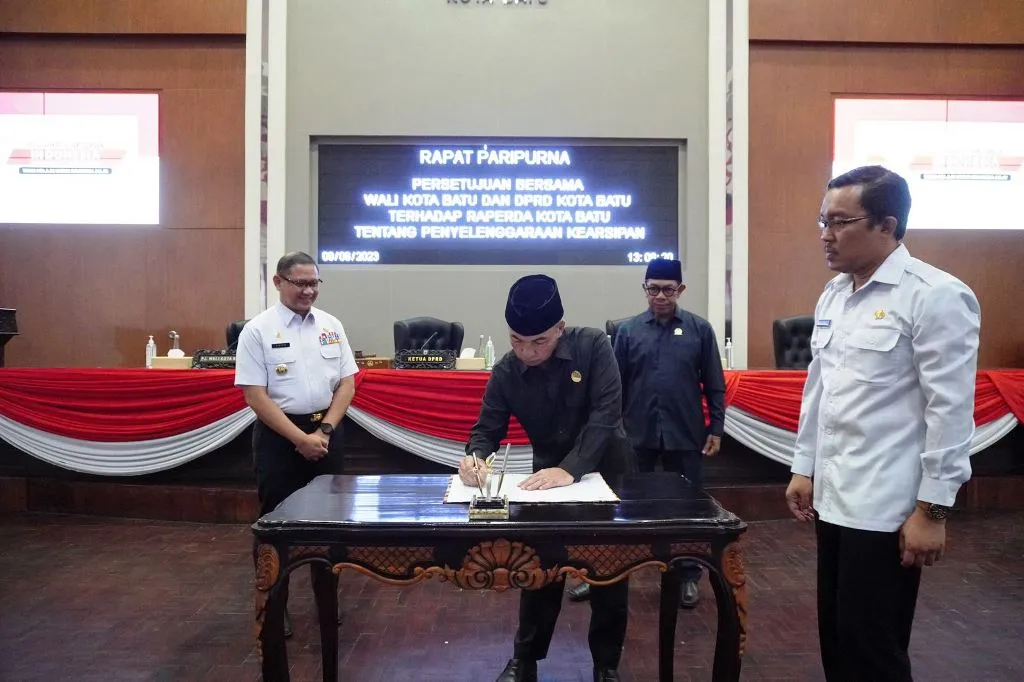 Pemkot dan DPRD Kota Batu Setujui Raperda Penyelenggaraan Kearsipan