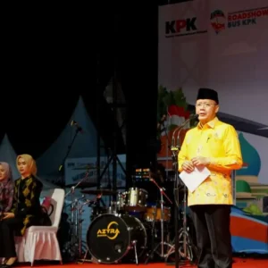 Roadshow Bus KPK 2023 Sukses di Bengkulu, Gubernur Rohidin: Jaga Semangat Anti Korupsi Roadshow Bus KPK 2023 Sukses di Bengkulu, Gubernur Rohidin: Jaga Semangat Anti Korupsi