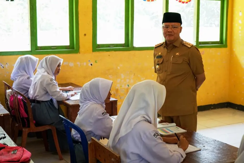 Satu Guru Satu Murid, Gubernur Rohidin Dorong Program Pemberantasan Buta Huruf Al-Qur'an
