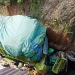 Tronton Lepas Kendali, 1 Orang Warga Dinyatakan Meninggal