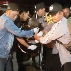 Warga Sumbar Ditemukan Sudah Meninggal Dalam Ambulance di Pinggir Jalan Seluma