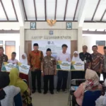 110 Anak Yatim Kelurahan Kraton Terima Bantuan dari Baznas Kota Tegal