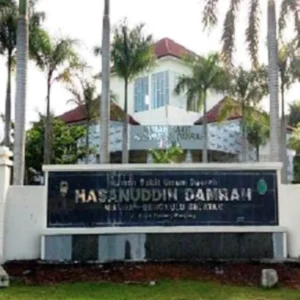 Aksi Pencurian di RSHD Manna, Satu Malam HP dan Uang 20 Juta Raib Aksi Pencurian di RSHD Manna, Satu Malam HP dan Uang 20 Juta Raib