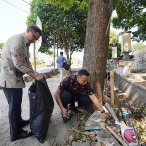 Aries Agung Paewai Pantau Langsung Pembersihan Sisa Lapak Kuliner Jalan Sultan Agung