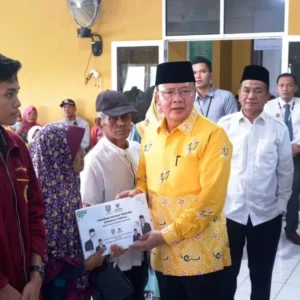 Baznas Bengkulu Salurkan Beasiswa 150 Mahasiswa, Gubernur Rohidin Beri Apresiasi Baznas Bengkulu Salurkan Beasiswa 150 Mahasiswa, Gubernur Rohidin Beri Apresiasi