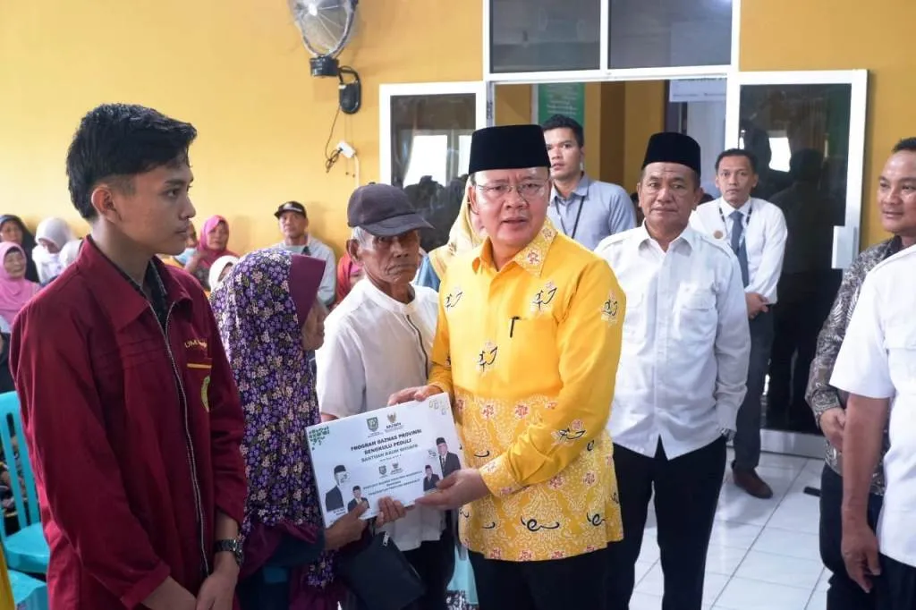 Baznas Bengkulu Salurkan Beasiswa 150 Mahasiswa, Gubernur Rohidin Beri Apresiasi
