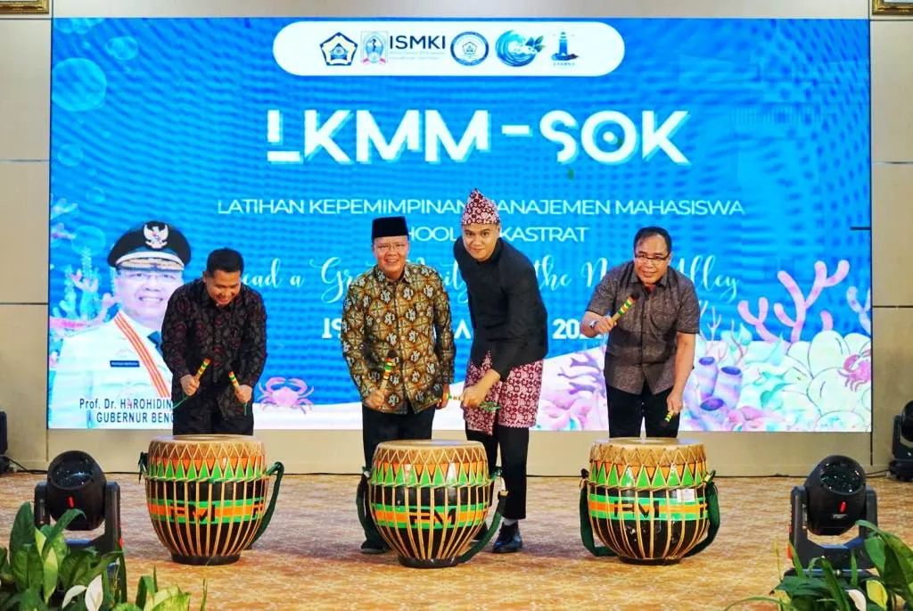 Gubernur Rohidin Mersyah Buka LKMM-SOK, Diikuti 19 Delegasi Universitas