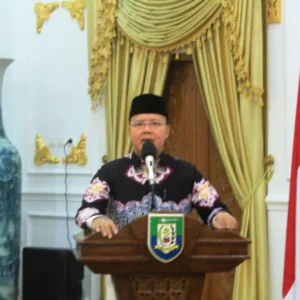 Gubernur Rohidin Mersyah Tekankan Pentingnya Pembinaan Karakter Siswa