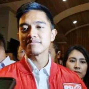 Kaesang Akan Sita Aset Kader PSI Yang Korupsi Kaesang Pangarep Berduet dengan Anies Baswedan di Pilkada Jakarta 2024? Dari Pengusaha, Ini Profil Kaesang Pangarep yang Siap Melaju ke Pilkada 2024 Usai Perubahan Batas Usia, Kaesang Pangarep Siap Bertarung di Pilkada 2024