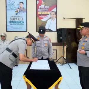 Kapolres Blitar Kota Pimpin Sertijab, Danang: Saya Apresiasi yang Telah Menyelesaikan Tugas Kapolres Blitar Kota Pimpin Sertijab, Danang: Saya Apresiasi yang Telah Menyelesaikan Tugas