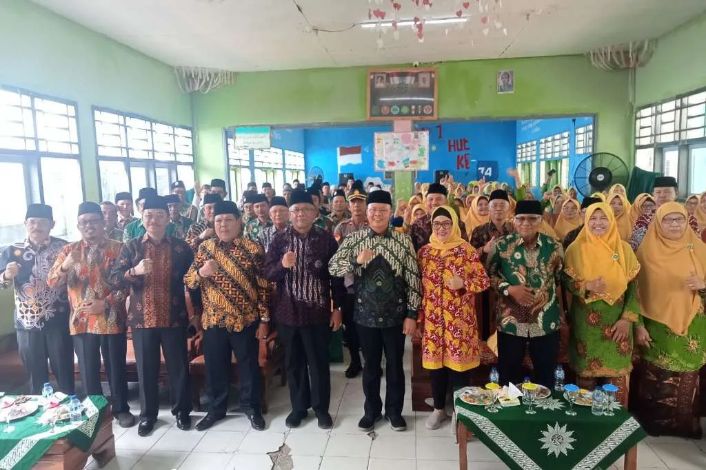 Kukuhkan Pimpinan Muhammadiyah Lebong, Rohidin Ajak Kader Terlibat Pendidikan serta Dakwah