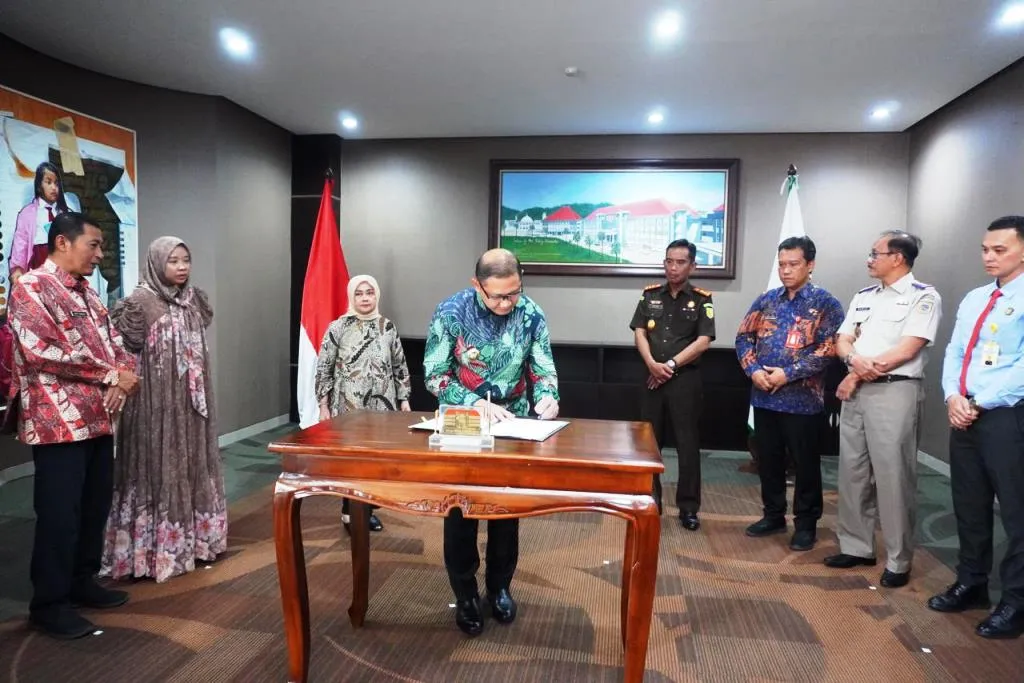 Pastikan PSU Terjaga, Dinas Perumahan dan Kawasan Permukiman Kota Batu Terima 2 BAST