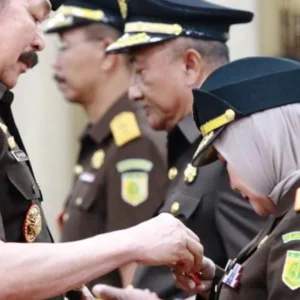 Resmi, Jaksa Agung Lantik Rina Virawati Sebagai Kajati Bengkulu Yang Baru Resmi, Jaksa Agung Lantik Rina Virawati Sebagai Kajati Bengkulu Yang Baru