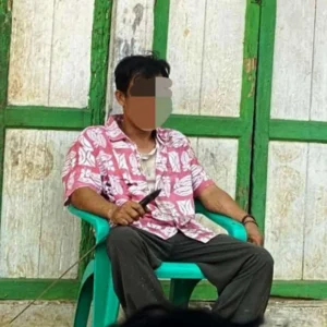 Usai Bacok Istri Dengan Samurai, Pria Kepahiang Ini Malah Duduk Santai di Teras