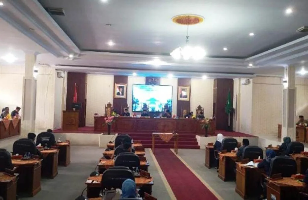 DPRD Kabupaten Lebong Gelar Rapat Paripurna Pengesahan Raperda