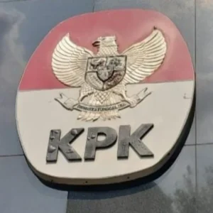 KPK Buka Suara Terkait Belum Ditindaklanjutinya Laporan Masyarakat Perkara Pengadaan Sapi Di Kementan KPK Tetapkan 2 Tersangka Kasus Korupsi Proyek Fiktif PT Amarta Karya