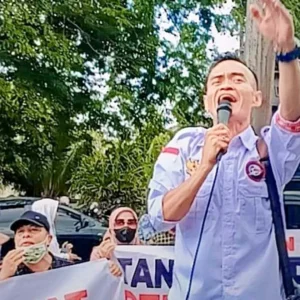 Pasca Unjuk Rasa di Depan Kejati Bengkulu, Ketua Umum FPR Diterpa Isu Penangkapan Pasca Unjuk Rasa di Depan Kejati Bengkulu, Ketua Umum FPR Diterpa Isu Penangkapan
