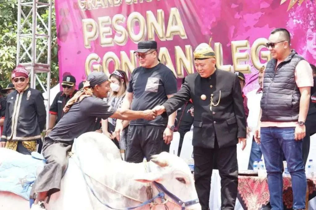 Pesona Gondanglegi ke-10 Tahun, Bupati Malang dan Ketua TPKK Ikut Meriahkan Acara