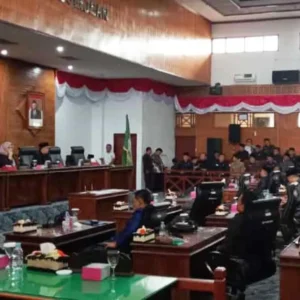 Raperda Perubahan APBD 2023 Dapat Persetujuan DPRD Kaur dalam Sidang Paripurna