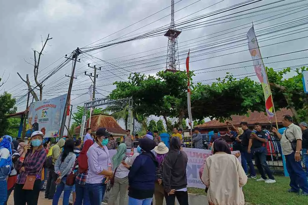 Usai Aksi di Kejati, FPR Unjuk Rasa di Dinas Kominfotik Provinsi Bengkulu