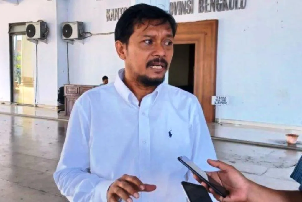 Wakil Ketua II DPRD Provinsi Bengkulu Apresiasi Pembukaan Kembali Kegiatan Olahraga Setelah Pandemi Suharto Minta OPD Terkait Segera Tindaklanjuti Persoalan Antrian BBM Wakil Ketua DPRD Bengkulu Ini Dorong Peningkatan Pemahaman Agama Selama Ramadhan