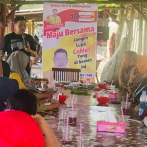 Bang Usin Aktif Menjalankan Agenda Silahturahmi dan Berikan Ucapan Natal Bang Usin Aktif Menjalankan Agenda Silahturahmi dan Berikan Ucapan Natal