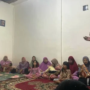 Bang Usin Berdiskusi dan Silaturahmi dengan Warga Kota Bengkulu Bang Usin Berdiskusi dan Silaturahmi dengan Warga Kota Bengkulu