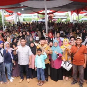 Bang Usin Melaunching 37 Bank Sampah, Harapan Untuk Dampak Positif Bang Usin Melaunching 37 Bank Sampah, Harapan Untuk Dampak Positif