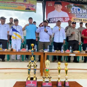 HUT Ke-55, Kadispora Provinsi Bengkulu Buka Turnamen Sepak Bola Piala Gubernur 2023 Buka Turnamen Sepak Bola di Seluma, Jonaidi SP: Kegiatan Akan Terus Dilanjutkan