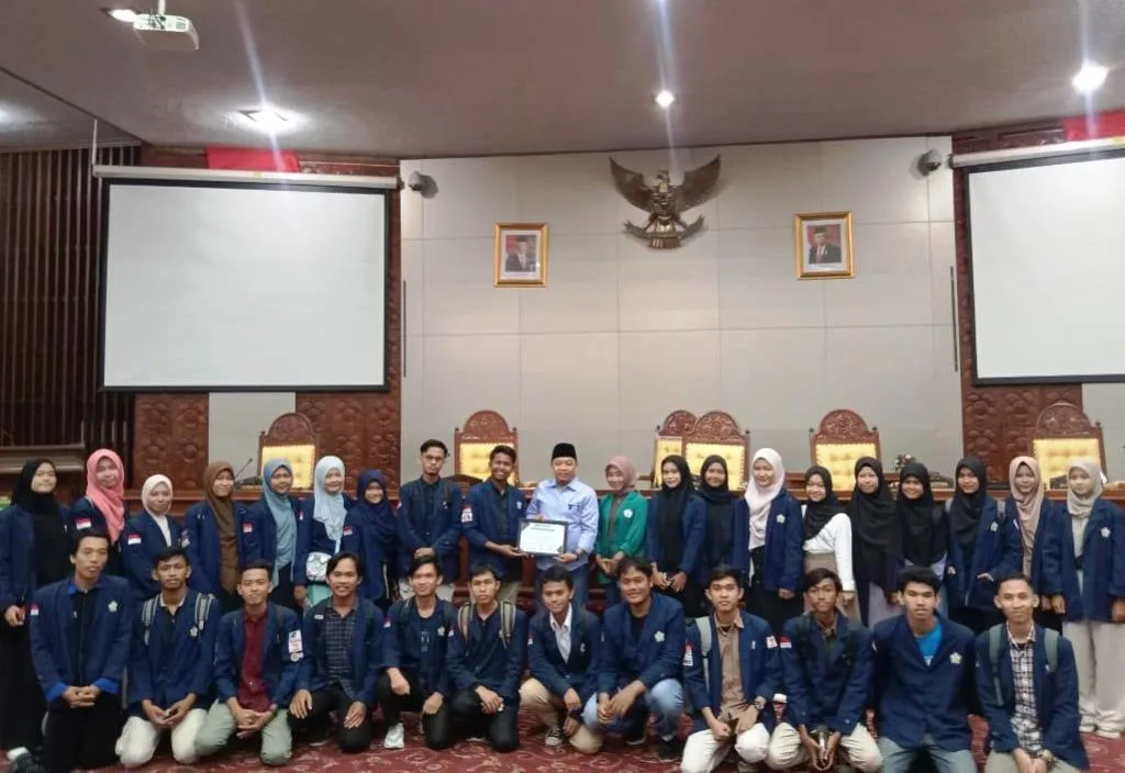 DPRD Provinsi Didatangi Parlemen Mahasiswa Universitas Bengkulu dan UMB