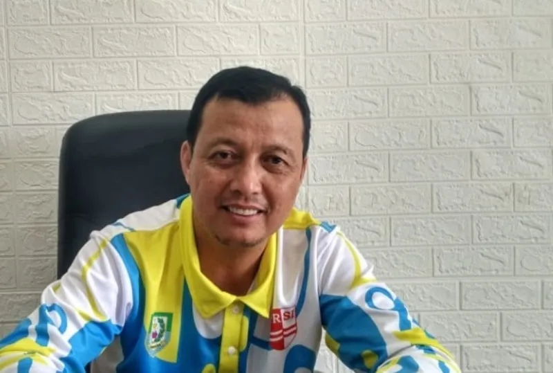 Kadispora Provinsi Bengkulu Berikan Semangat Tim Sepak Bola Bengkulu
