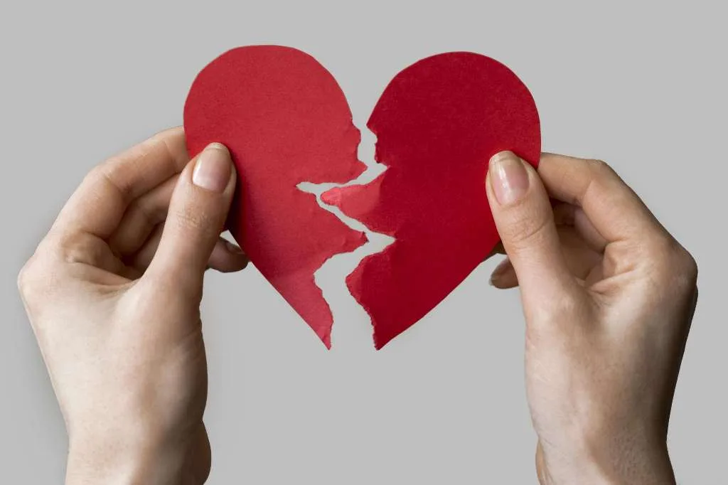 Membangun Kembali Kebahagiaan, Panduan Praktis Pasca Putus Cinta