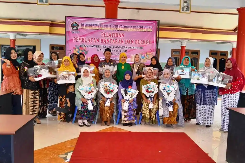 Pemdes Kawedusan Gelar Pelatihan Tingkatkan Kreatifitas Ibu-ibu PKK dan Kader Posyandu