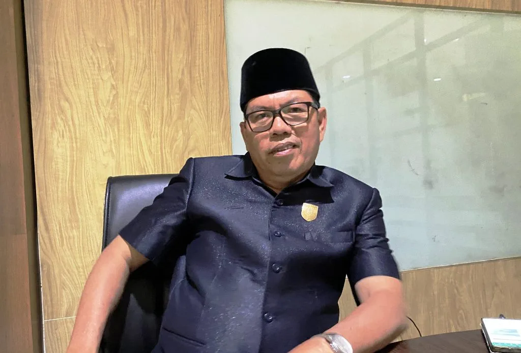 Suimi Fales Ajak Masyarakat Jangan Golput Wan Sui: Penertiban Pedagang di Pantai Panjang Harus Disertai Dengan Solusi