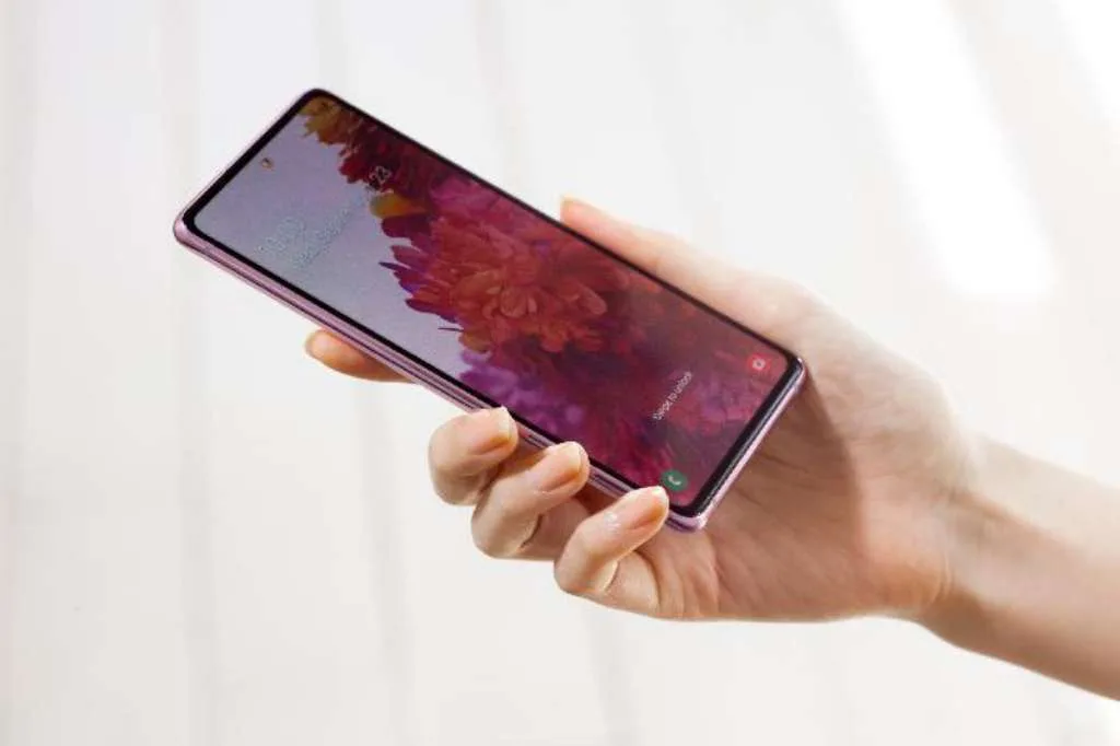 Suhu Ponsel Naik? Begini Cara Simpel Mengatasinya Ternyata Ini 11 Tanda Ponselmu Mungkin Telah Diretas Menurut AVG