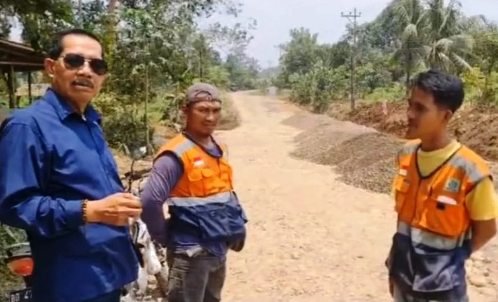 Tantawi Dali Tinjau Proyek Pembangunan Infrastruktur Jalan di Wilayah Provinsi Bengkulu