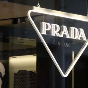 Terkenal Sebagai Salah Satu Brand Mewah, Ini Fakta Prada