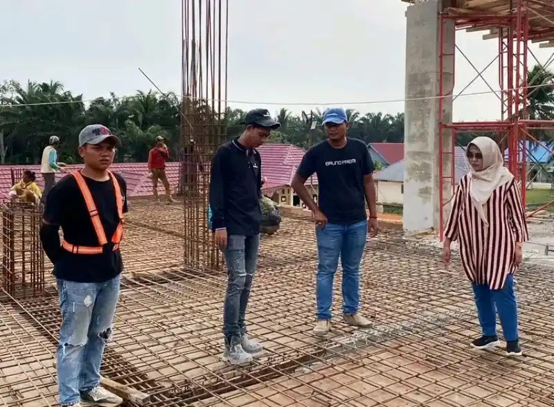 Wakil Bupati Mukomuko Tinjau Pembangunan Rumah Sakit Pratama di Desa Air Buluh