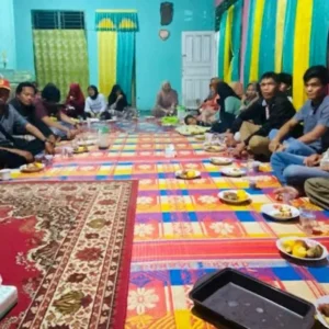 Antusiasme Tinggi, Warga Kota Bengkulu Undang Bang Usin Bahas Program Kemasyarakatan Antusiasme Tinggi, Warga Kota Bengkulu Undang Bang Usin Bahas Program Kemasyarakatan