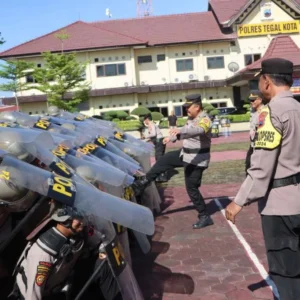 Hadapi Pemilu 2024, Polres Tegal Kota Gelar Apel Power On Hand Hadapi Pemilu 2024, Polres Tegal Kota Gelar Apel Power On Hand