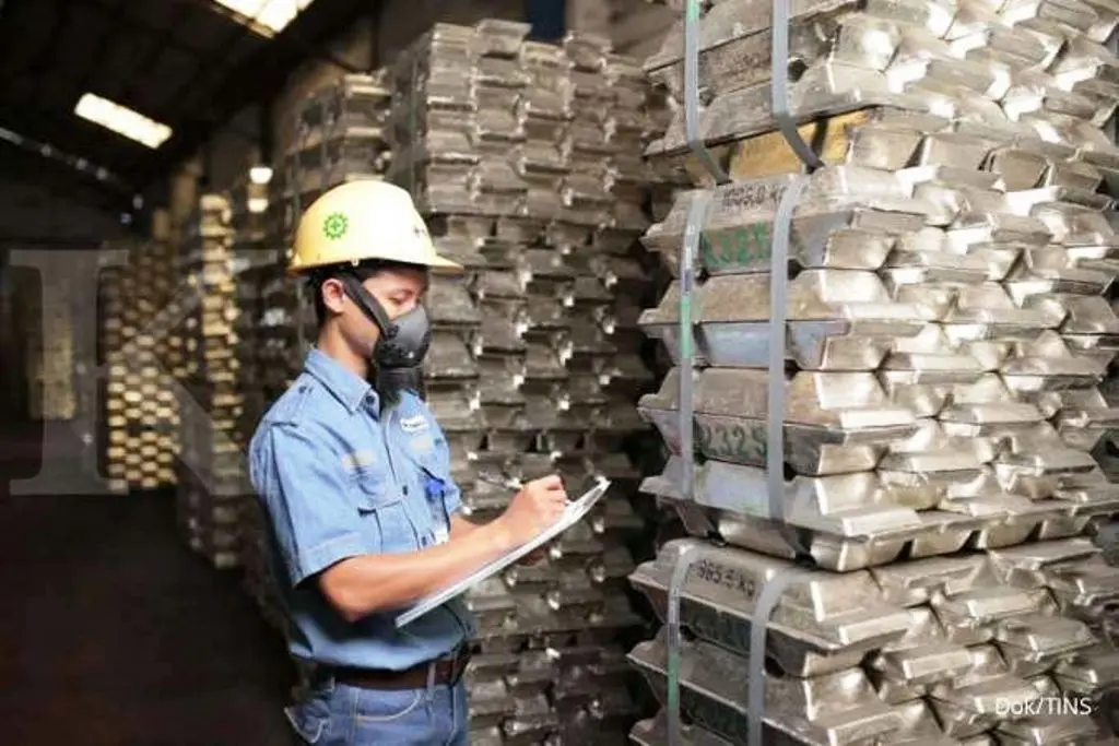 Harga Timah Global Alami Kenaikan, Ini Penyebabnya Pasar Komoditas Awal Tahun: Minyak Naik, Nikel Turun Minyak Naik Signifikan, CPO dan Timah Terkoreksi Tipis