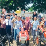 Jonaidi Bersama Kadis TPHP Provinsi Bengkulu Berikan Bantuan Alsintan Gratis