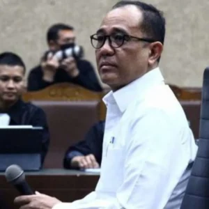 Lakukan Gratifikasi dan TPPU, Ini Vonis Untuk Rafael Alun Trisambodo
