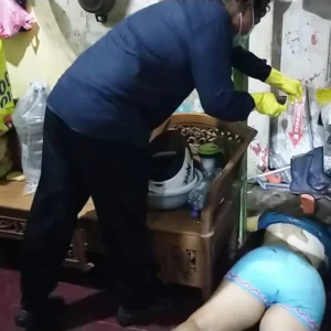 Polisi Dalami Pembunuhan Misterius di Kota Blitar, Korban Diduga Dikeroyok Anjing Peliharaan Sendiri? Polisi Dalami Pembunuhan Misterius di Kota Blitar, Korban Diduga Dikeroyok Anjing Peliharaan Sendiri?