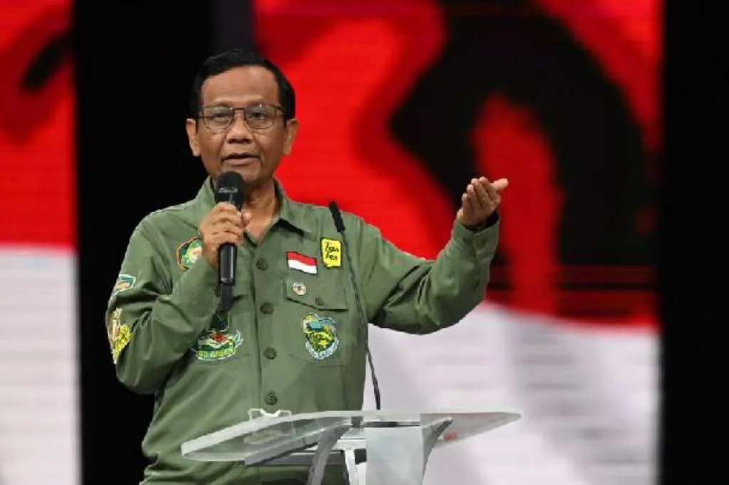 Sebut Gibran 'Gila', Mahfud MD Dilaporkan ke Bawaslu