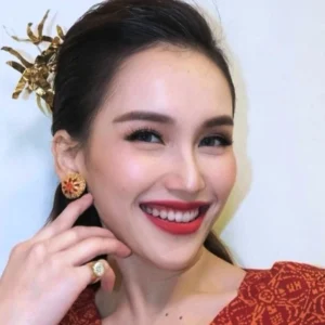 Dikabarkan Lamaran, Ini Kata Ibunda Ayu Ting Ting Dikabarkan Lamaran, Ini Kata Ibunda Ayu Ting Ting